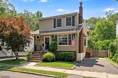 15 Oak St, Hillsdale, NJ 07642 - Photo 2