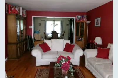 12 Wolfe Dr, Wanaque, NJ 07465 - Photo 6