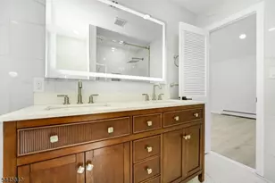 306 Warrenville Rd, Green Brook Township, NJ 08812 - Photo 30