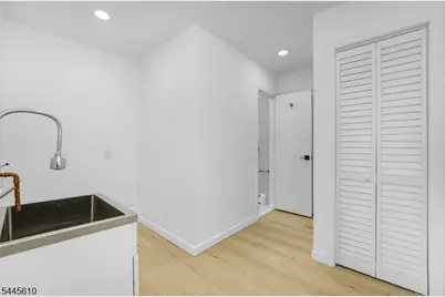 306 Warrenville Rd, Green Brook Township, NJ 08812 - Photo 12