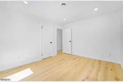 306 Warrenville Rd, Green Brook Township, NJ 08812 - Photo 26