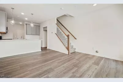 1 Sadie Cir #1104, Union Township, NJ 07083 - Photo 4