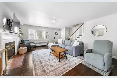 19 Robertson Rd, West Orange Township, NJ 07052 - Photo 6