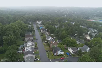 19 Robertson Rd, West Orange Township, NJ 07052 - Photo 38