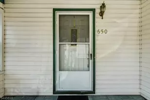 650 E 6th St, Plainfield, NJ 07060 - Photo 4