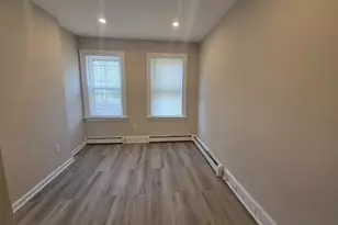 323 William St, Harrison, NJ 07029 - Photo 2