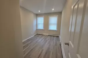 323 William St, Harrison, NJ 07029 - Photo 4