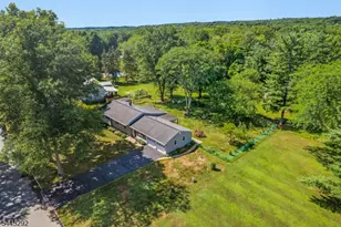 1280 Oxford Rd, Bridgewater, NJ 08807 - Photo 32
