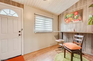 828 N Stiles St, Linden, NJ 07036 - Photo 16