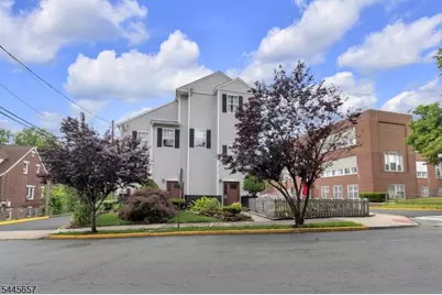 301 Nesbit Ter, Irvington, NJ 07111 - Photo 22