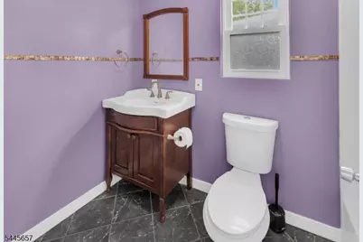 301 Nesbit Ter, Irvington, NJ 07111 - Photo 18
