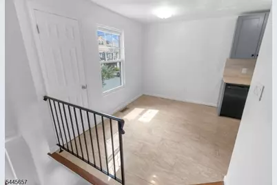 301 Nesbit Ter, Irvington, NJ 07111 - Photo 6