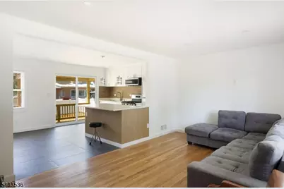 538 Dietz St, Roselle, NJ 07203 - Photo 2