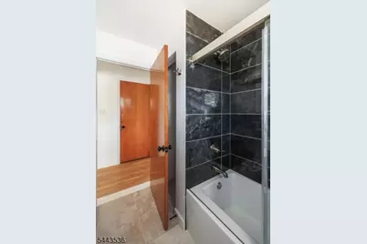 538 Dietz St, Roselle, NJ 07203 - Photo 16