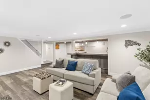 2 Princeton Rd, Cranford Township, NJ 07016 - Photo 22