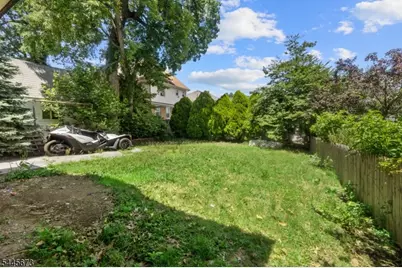 334 Brook Ave, Passaic, NJ 07055 - Photo 36