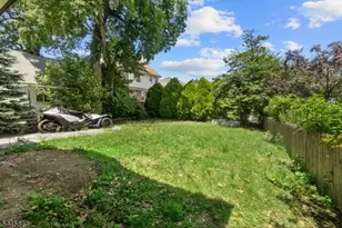 334 Brook Ave, Passaic, NJ 07055 - Photo 36