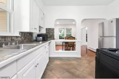 334 Brook Ave, Passaic, NJ 07055 - Photo 16