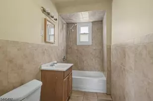 305 Pacific St, Paterson, NJ 07503 - Photo 24