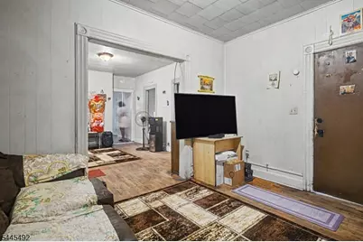 305 Pacific St, Paterson, NJ 07503 - Photo 6