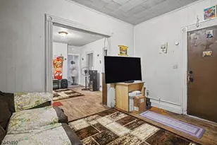 305 Pacific St, Paterson, NJ 07503 - Photo 6