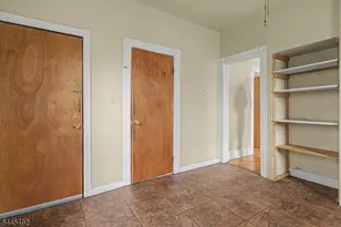 305 Pacific St, Paterson, NJ 07503 - Photo 22