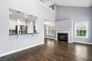 811 Donato Cir, Scotch Plains Township, NJ 07076 - Photo 4