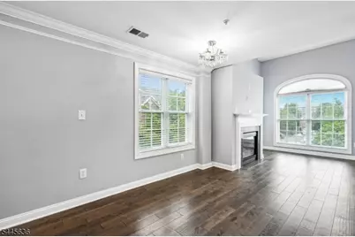 811 Donato Cir, Scotch Plains Township, NJ 07076 - Photo 6