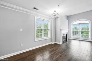 811 Donato Cir, Scotch Plains Township, NJ 07076 - Photo 6