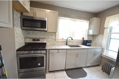 613 Ripley Pl, Westfield, NJ 07090 - Photo 2