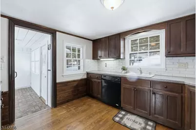 41 Summit Rd, Sparta Township, NJ 07871 - Photo 4
