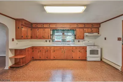 86 Ridgewood Ave, Ewing Township, NJ 08618 - Photo 12