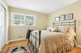39 Whitney Dr, Berkeley Heights Township, NJ 07922 - Photo 28