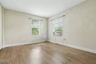 2 Cottage Pl, Morristown, NJ 07960 - Photo 12