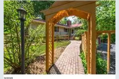 37 Grandview Pl, North Caldwell, NJ 07006 - Photo 1