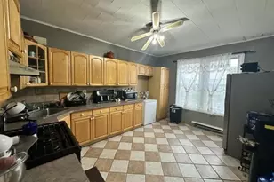 163 W 24th St, Bayonne, NJ 07002 - Photo 4