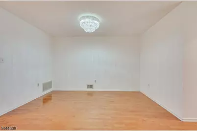2103 Ackmen Ct, Bridgewater, NJ 08807 - Photo 8