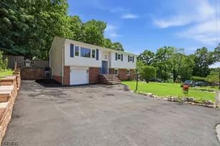 307 Nariticong Ave, Hopatcong, NJ 07843 - Photo 38