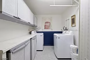 307 Nariticong Ave, Hopatcong, NJ 07843 - Photo 30