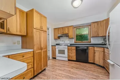 1065 Papen Rd, Bridgewater, NJ 08807 - Photo 12