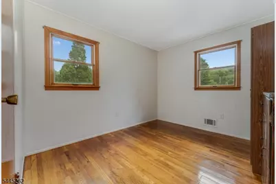 1065 Papen Rd, Bridgewater, NJ 08807 - Photo 18