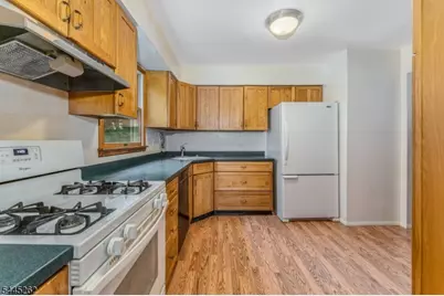 1065 Papen Rd, Bridgewater, NJ 08807 - Photo 10