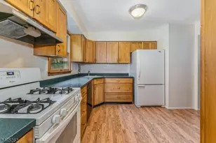 1065 Papen Rd, Bridgewater, NJ 08807 - Photo 10
