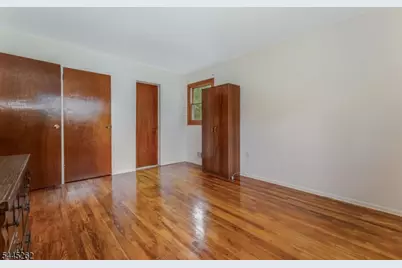 1065 Papen Rd, Bridgewater, NJ 08807 - Photo 16