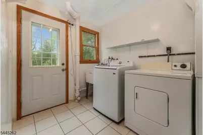 1065 Papen Rd, Bridgewater, NJ 08807 - Photo 24