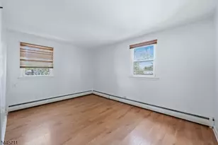 10 N Washington Ave, Woodbridge Township, NJ 07067 - Photo 24