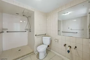 10 N Washington Ave, Woodbridge Township, NJ 07067 - Photo 30