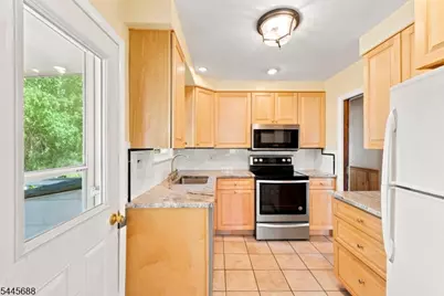 120 S 15th Ave, Manville, NJ 08835 - Photo 10