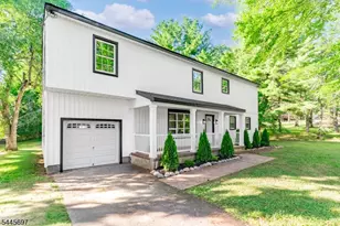 1379 Blair Ct, Bridgewater, NJ 08807 - Photo 4