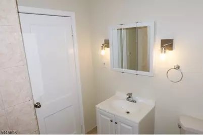 89 Van Riper Ave #1, Clifton, NJ 07011 - Photo 16